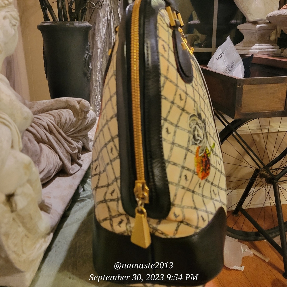 L.A.M.B. by Gwen Stefani Marigold Kingston Cambridge Shoulder Bag Luxury #532 - Picture 12 of 15
